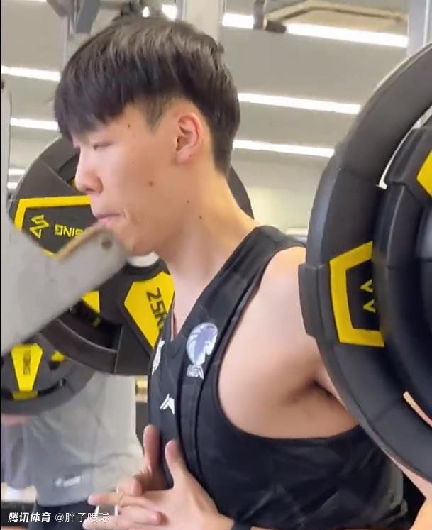 亚洲aaaa级特黄毛片